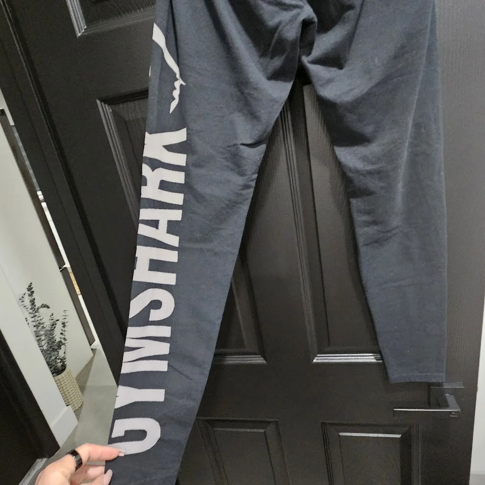 Gymshark Charcoal Leggings with White Logo - Picture 3 of 3